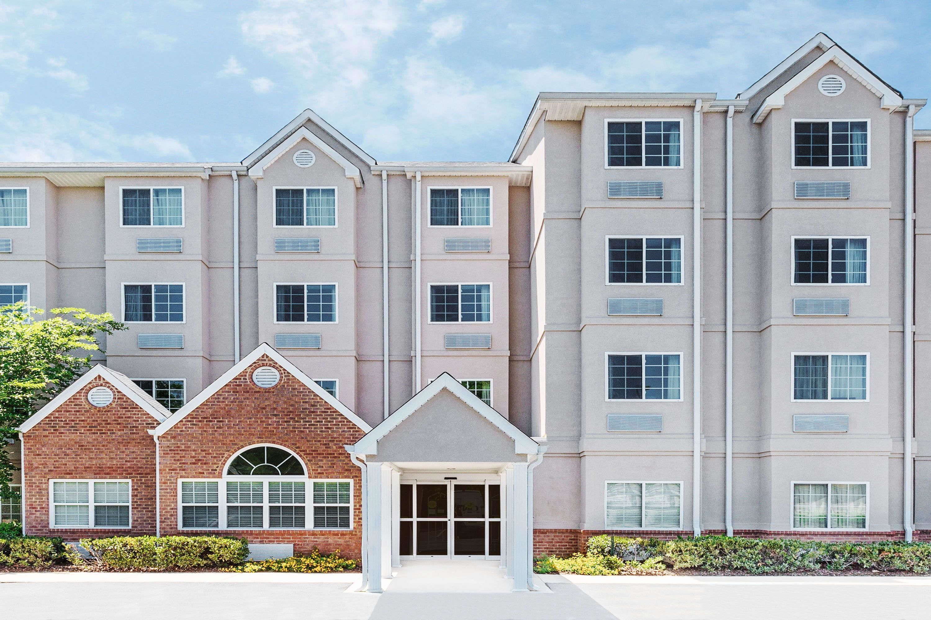Microtel Inn & Suites by Wyndham Tuscaloosa Near University