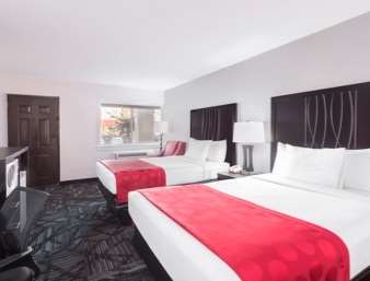 Ramada by Wyndham Tuscaloosa