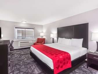 Ramada by Wyndham Tuscaloosa