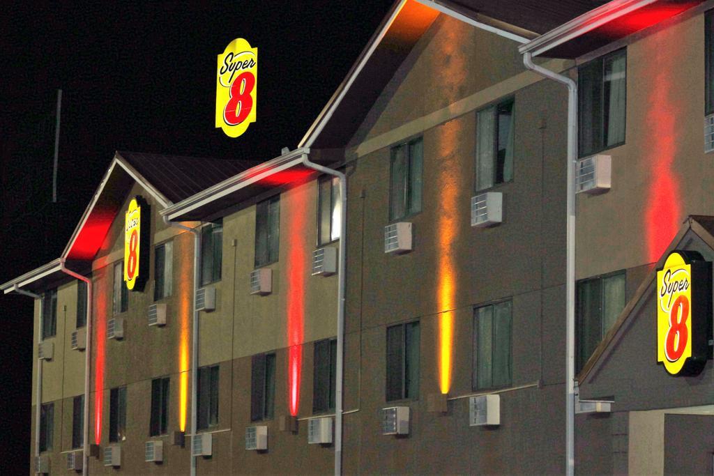 Super 8 by Wyndham Tuscaloosa