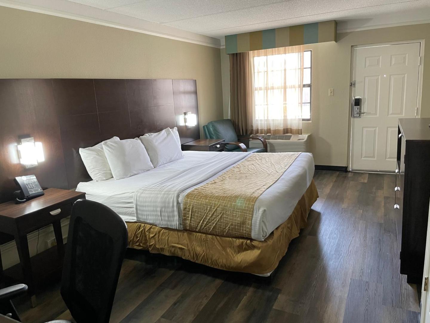 Travelodge by Wyndham Tuscaloosa