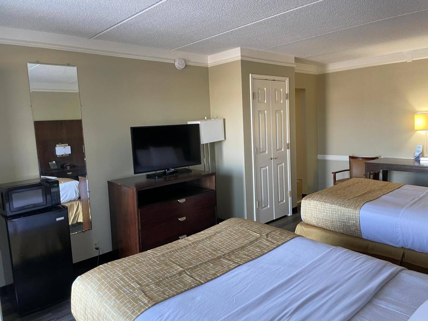 Travelodge by Wyndham Tuscaloosa