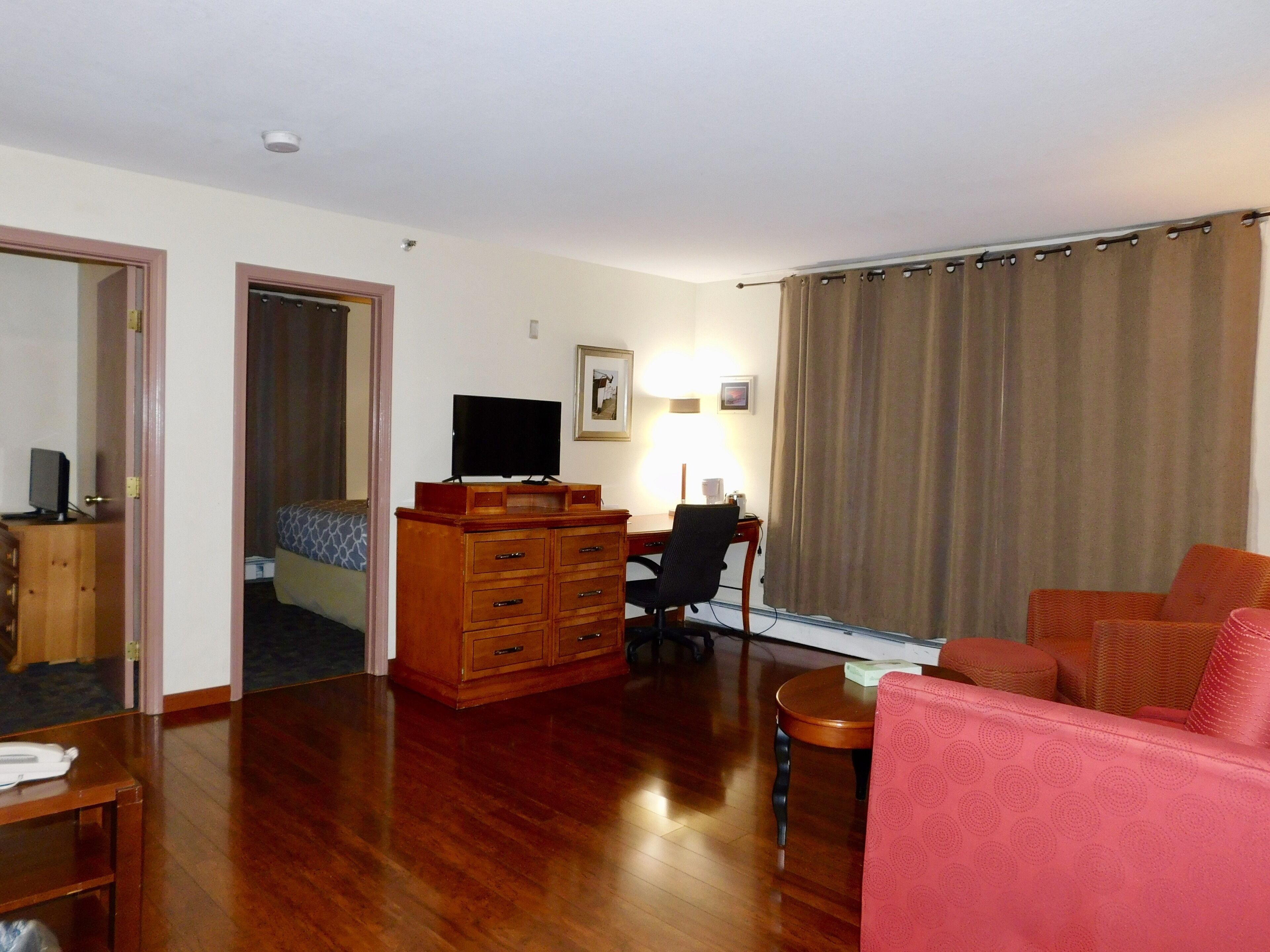Americas Best Value Inn & Suites Anchorage Airport