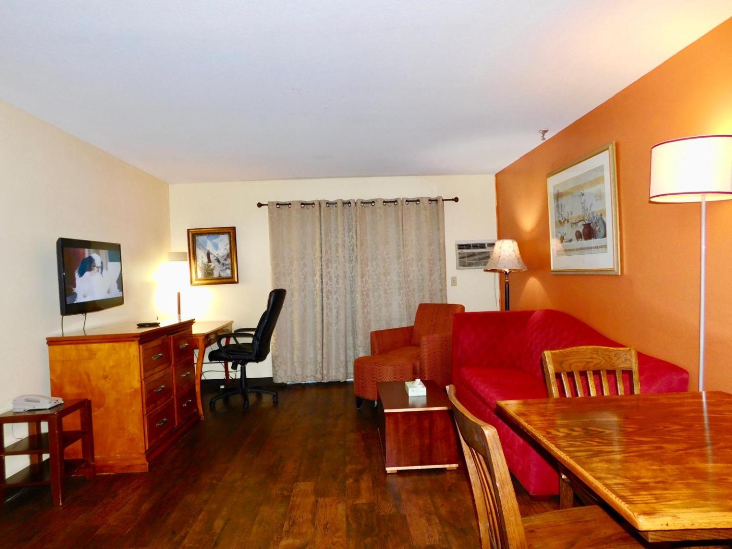 Americas Best Value Inn & Suites Anchorage Airport