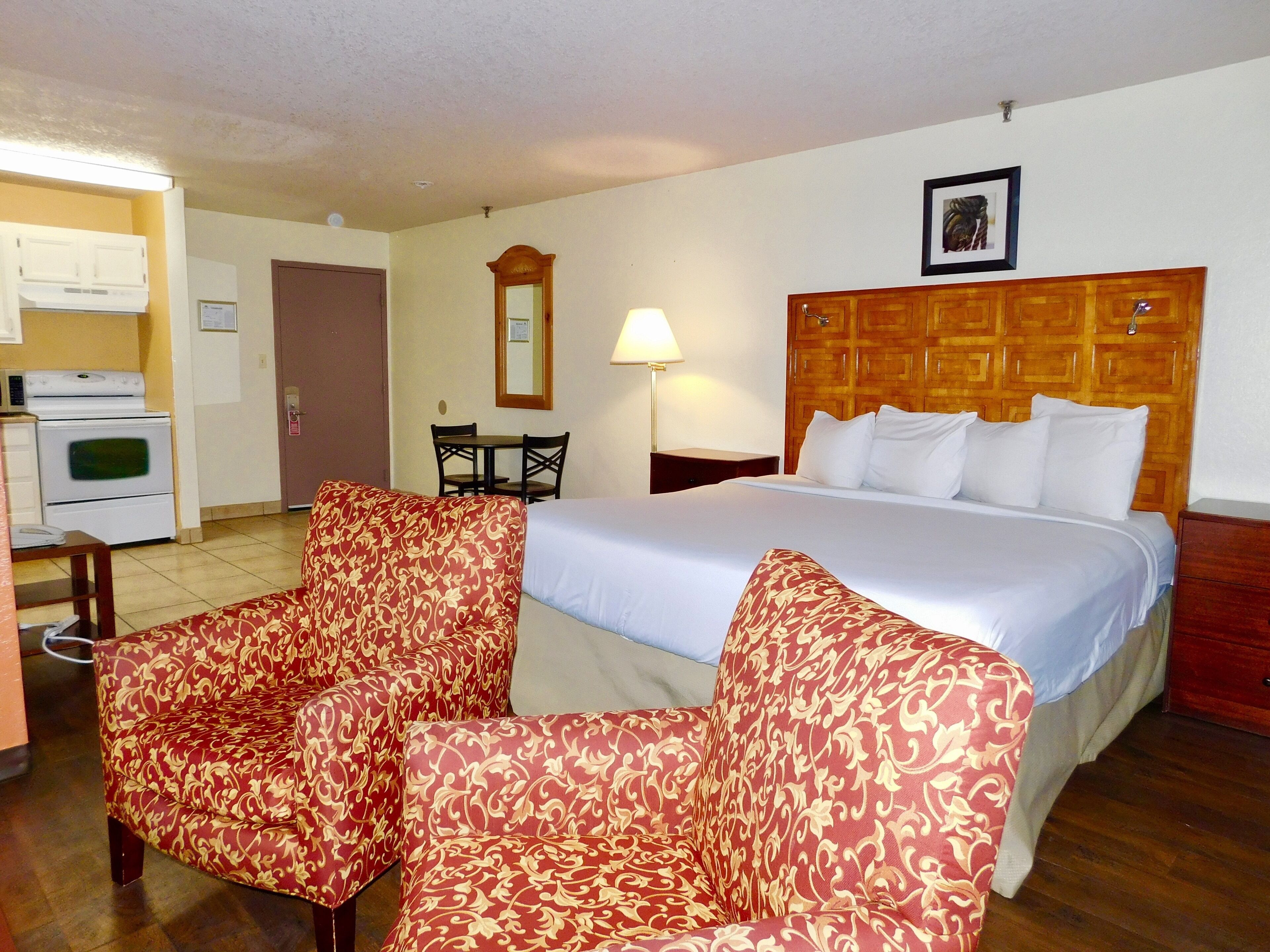 Americas Best Value Inn & Suites Anchorage Airport
