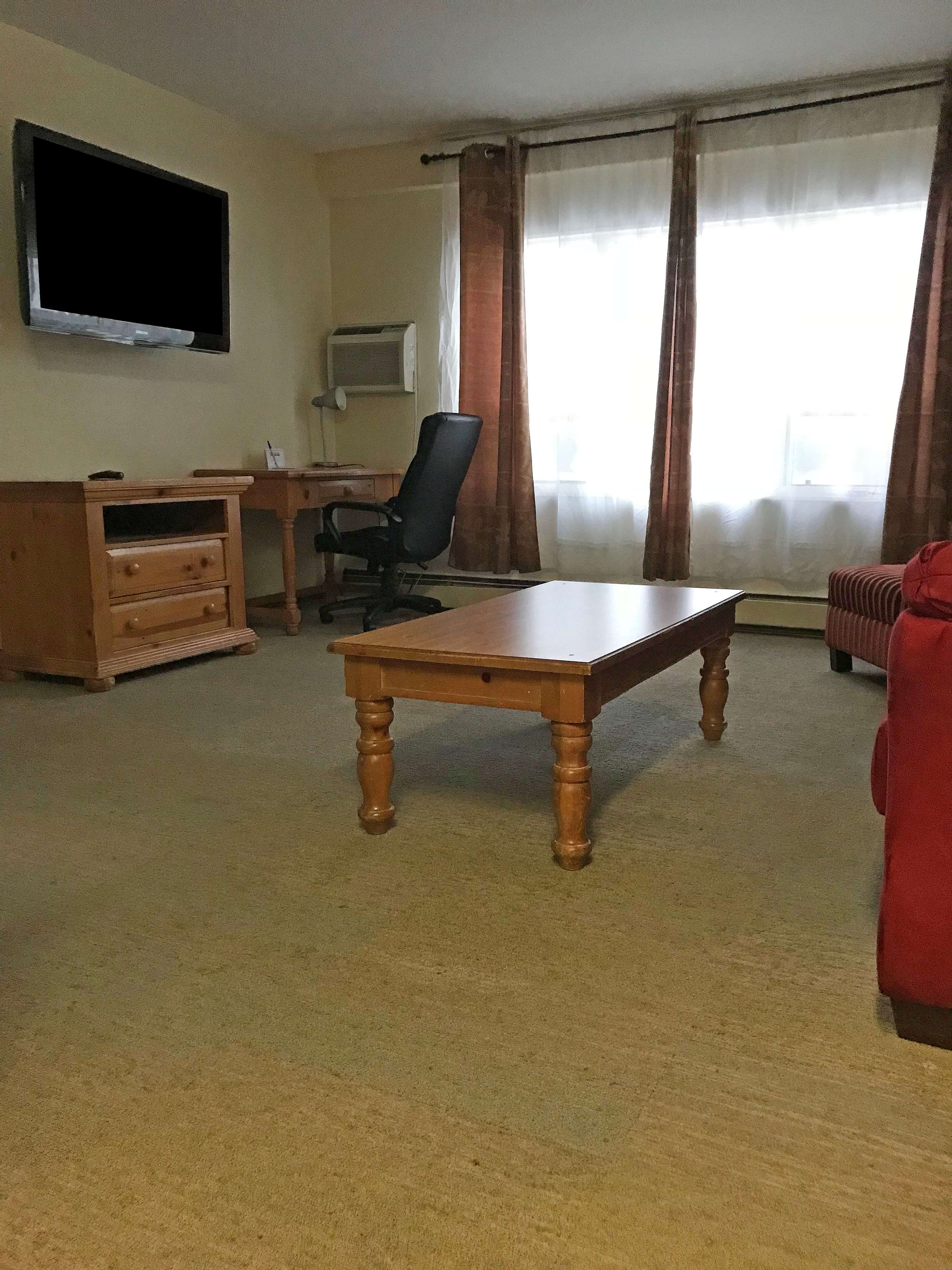 Americas Best Value Inn & Suites Anchorage Airport