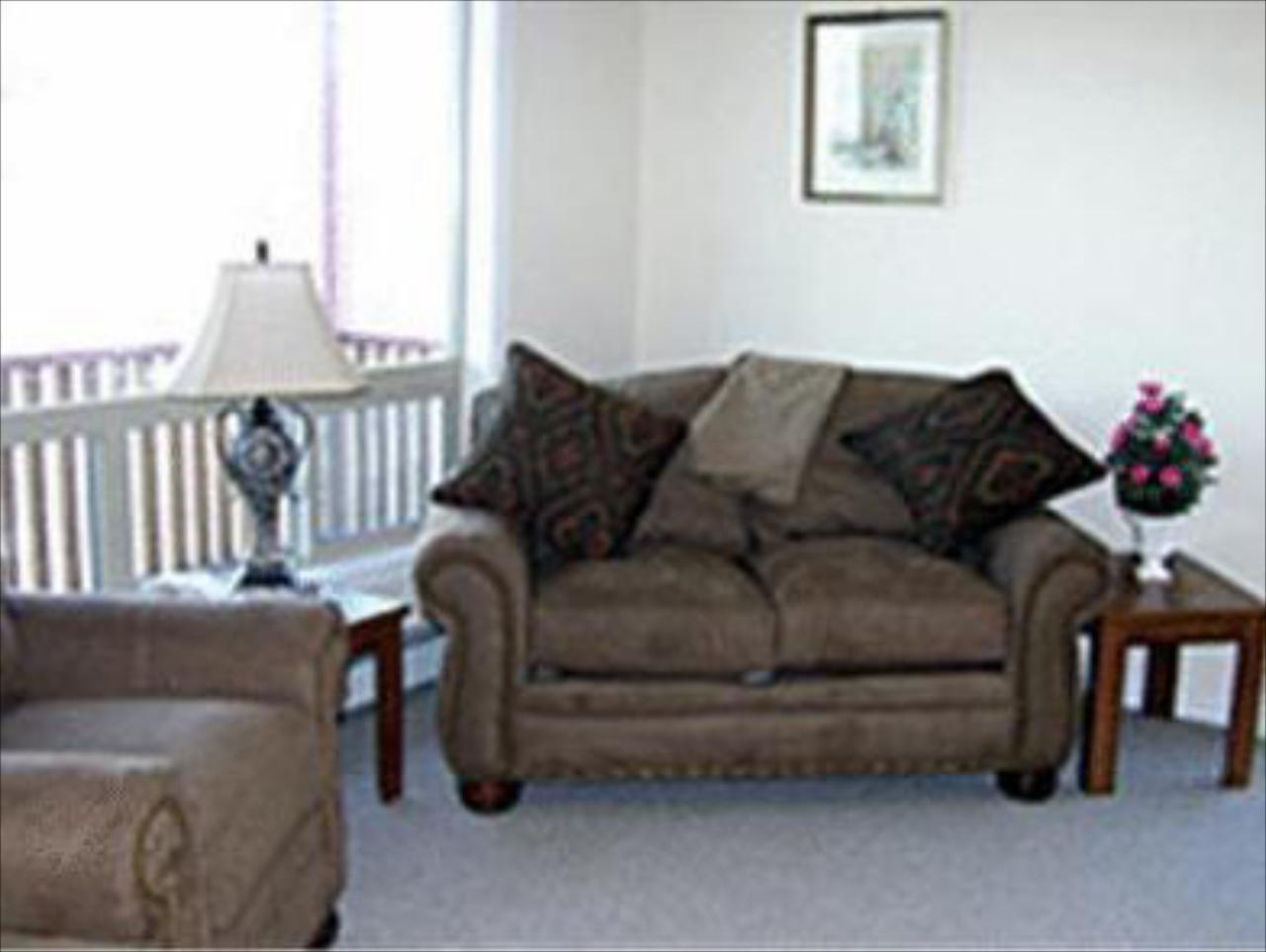 Anchorage Uptown Suites