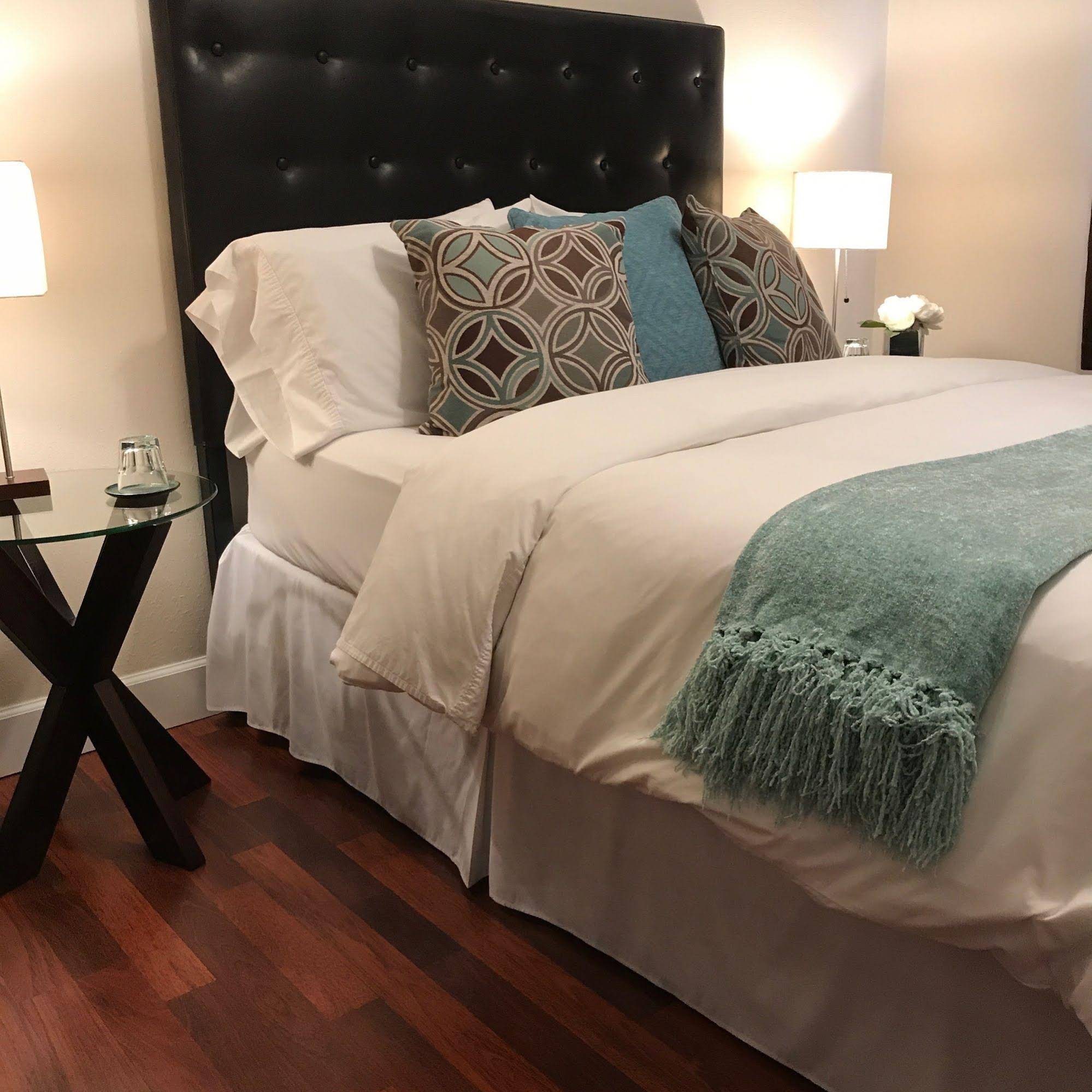 Arctic Fox Inn
