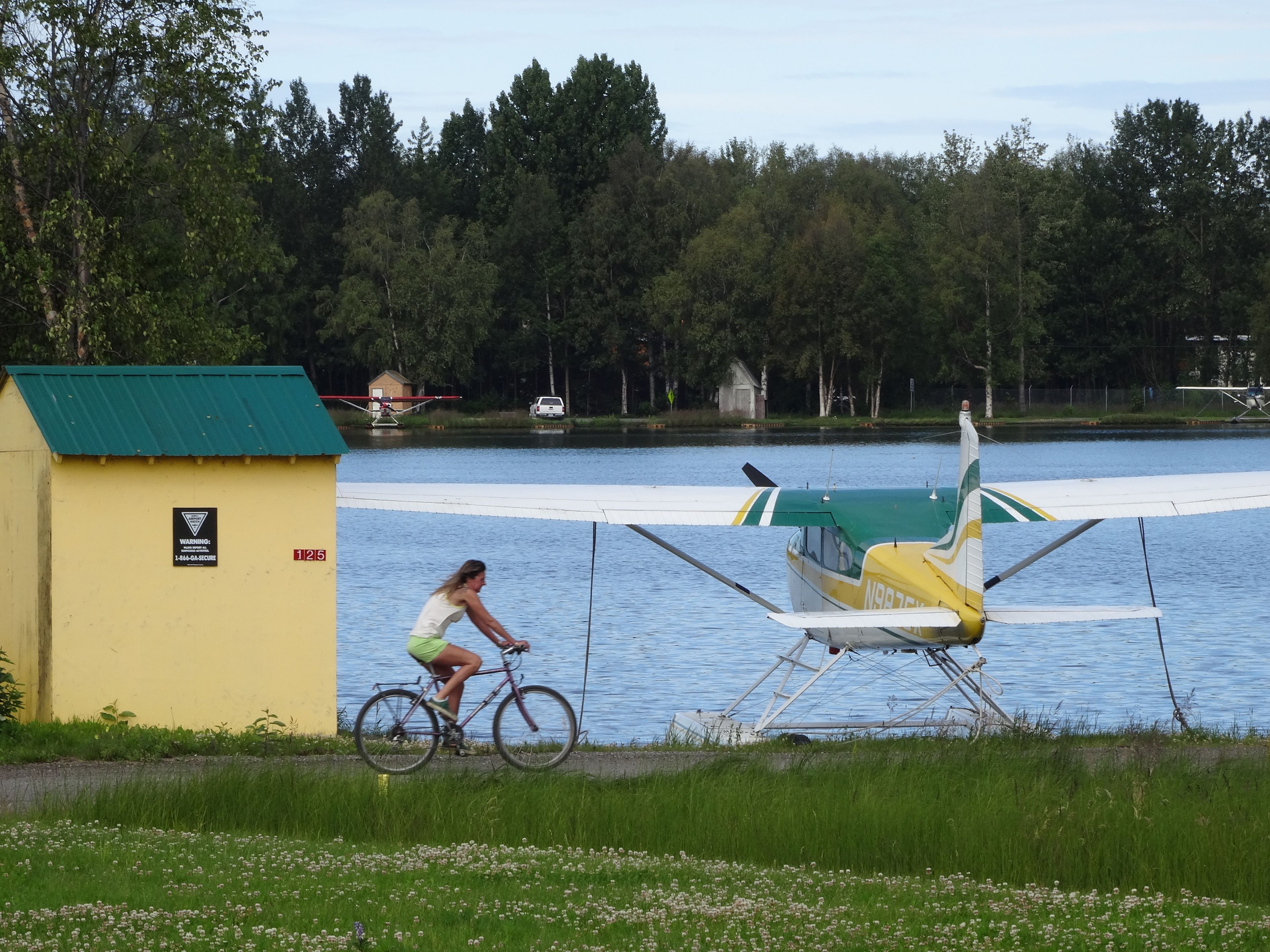 Coast Inn at Lake Hood
