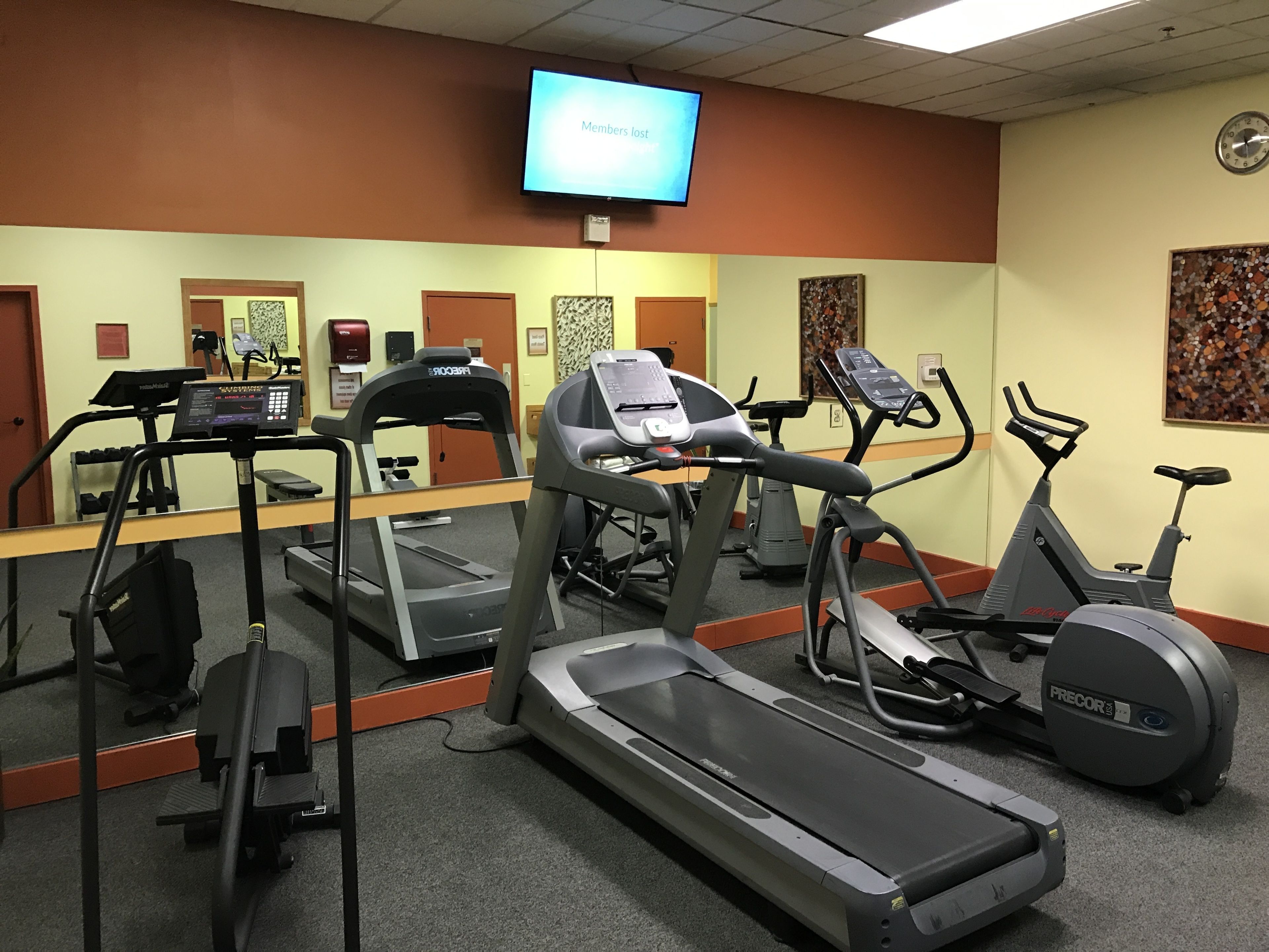 Coast Inn at Lake Hood