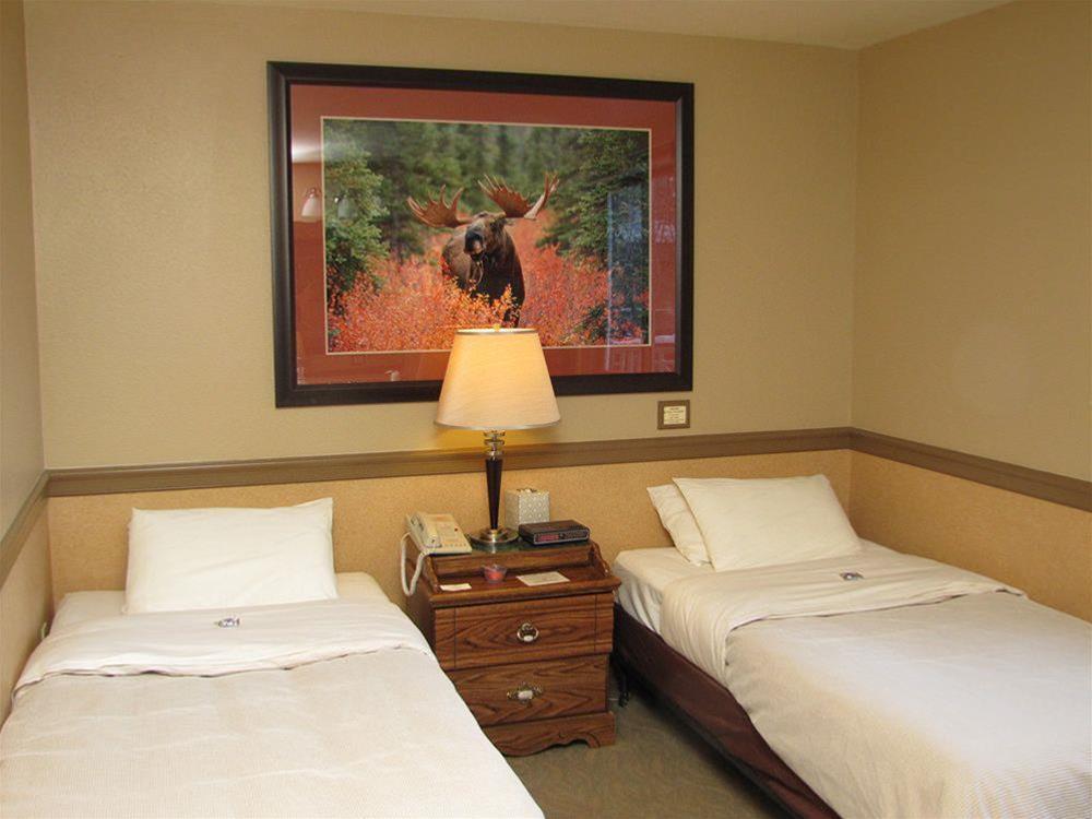 Copper Whale Inn