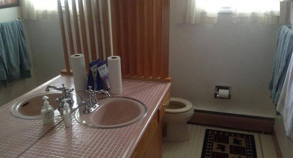 Frenchy's Adventure Bed And Breakfast