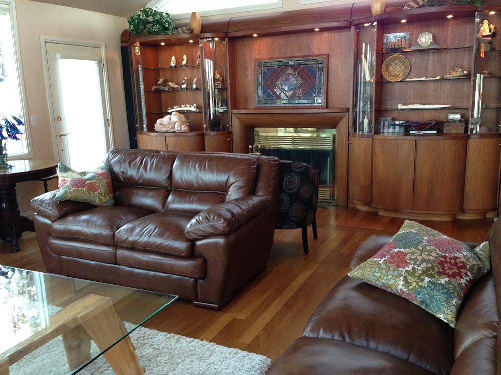 Goose Lake Lodge B&B