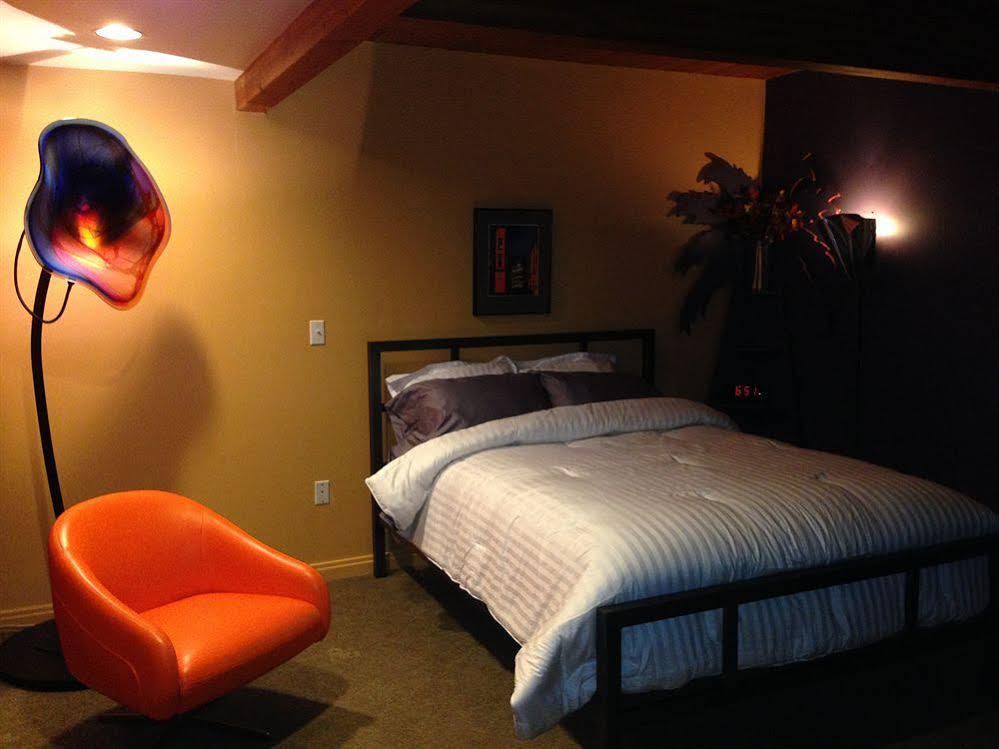 Goose Lake Lodge B&B