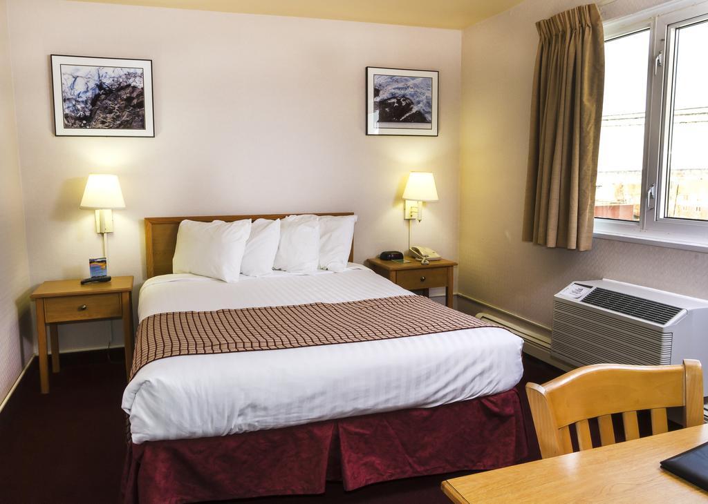 GuestHouse Inn & Suites Anchorage