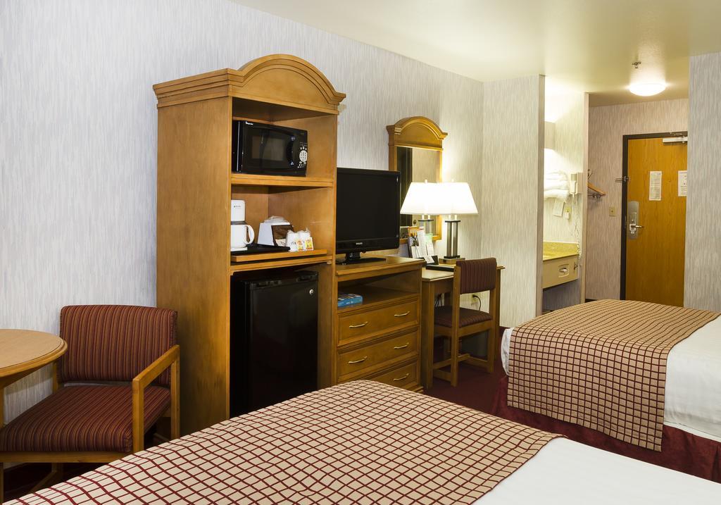 GuestHouse Inn & Suites Anchorage