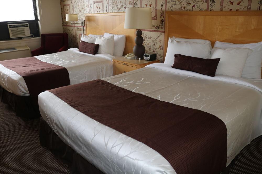 Inlet Tower Hotel and Suites