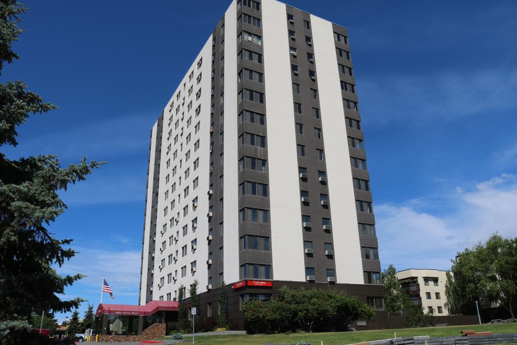 Inlet Tower Hotel and Suites