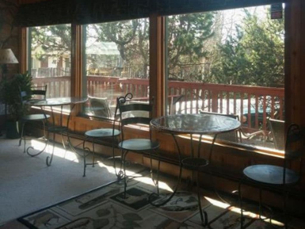 Jewel Lake Bed & Breakfast