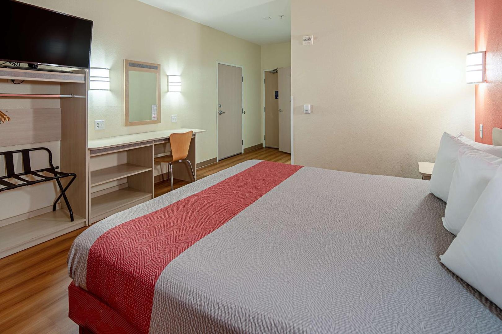 Motel 6 Anchorage - Midtown