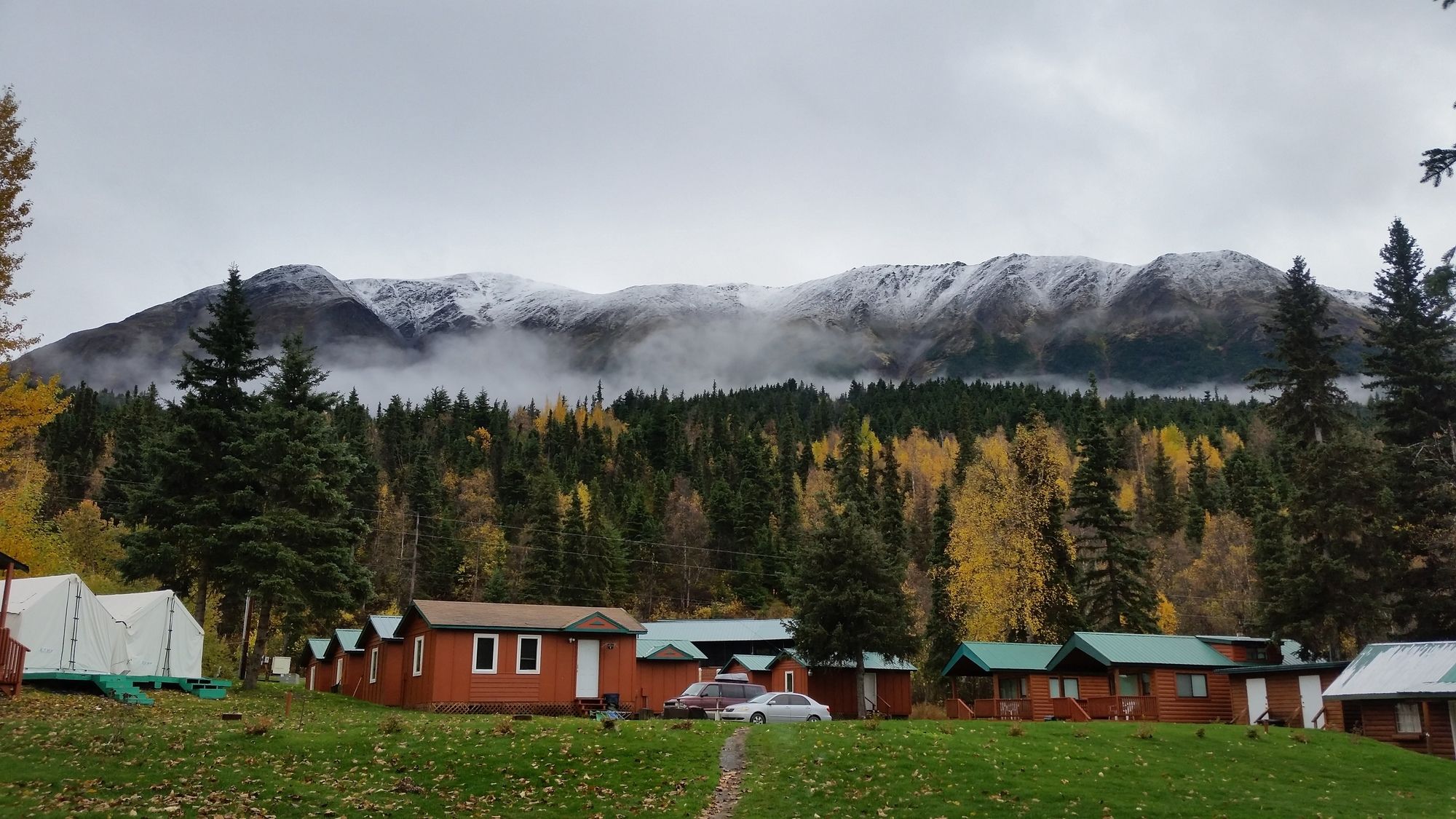Gwin's Lodge and Restaurant