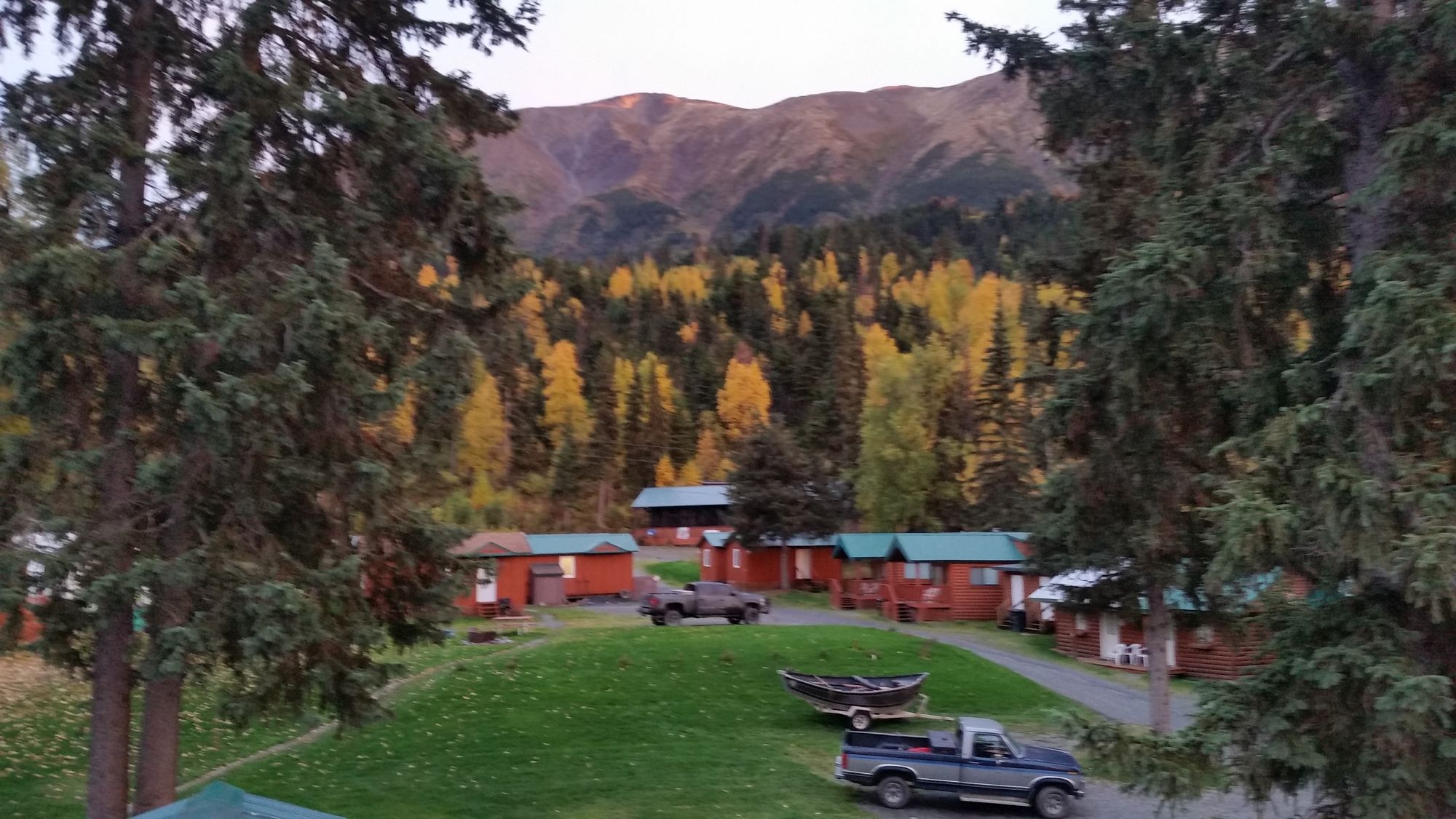 Gwin's Lodge and Restaurant