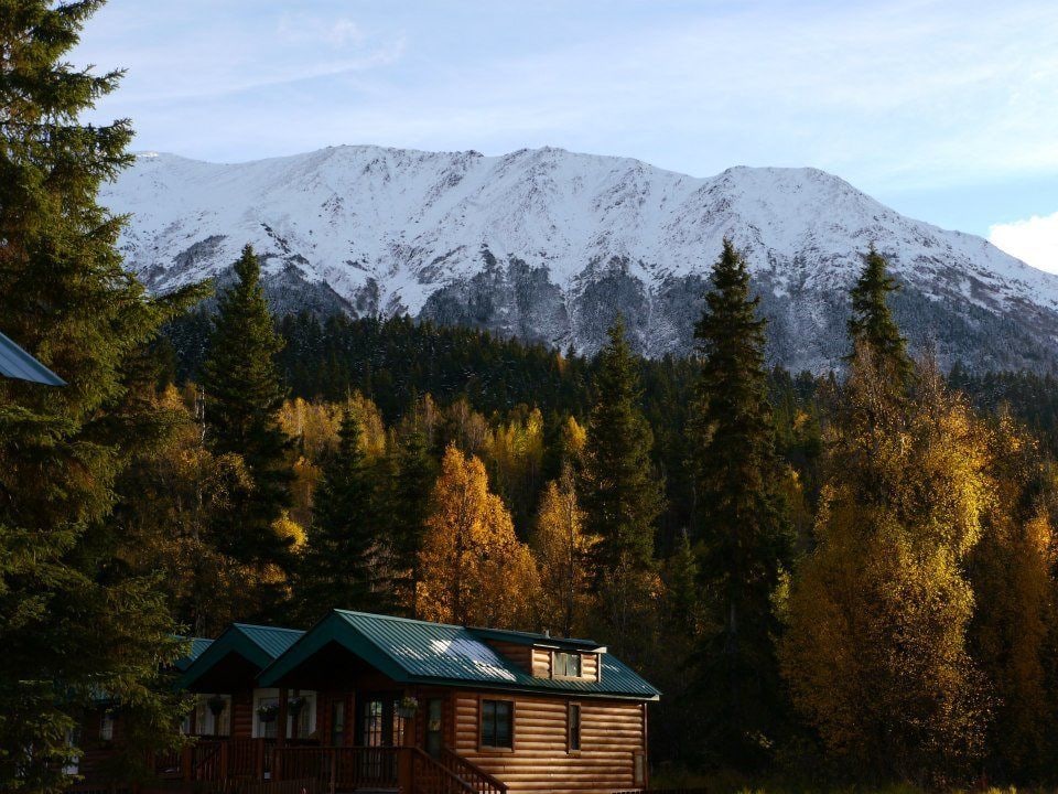 Gwin's Lodge and Restaurant