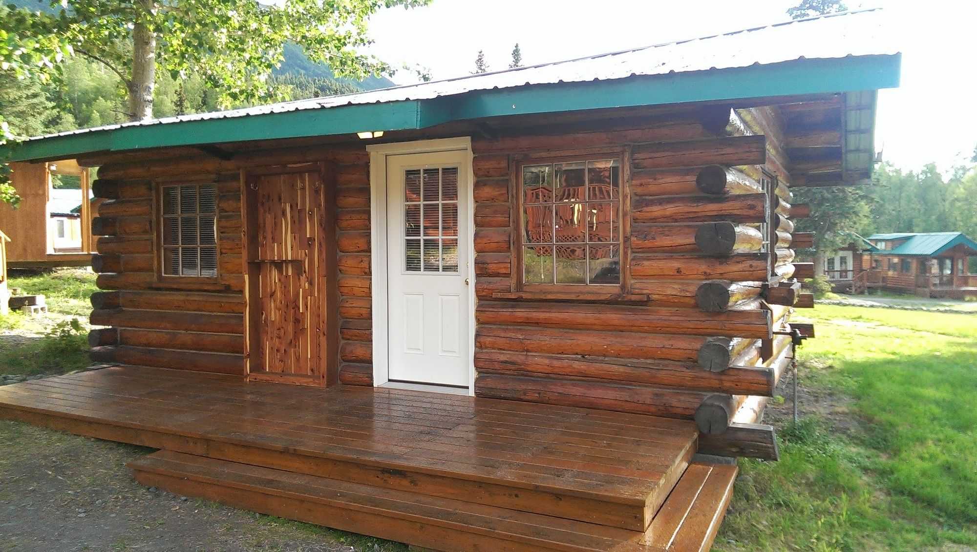 Gwin's Lodge and Restaurant