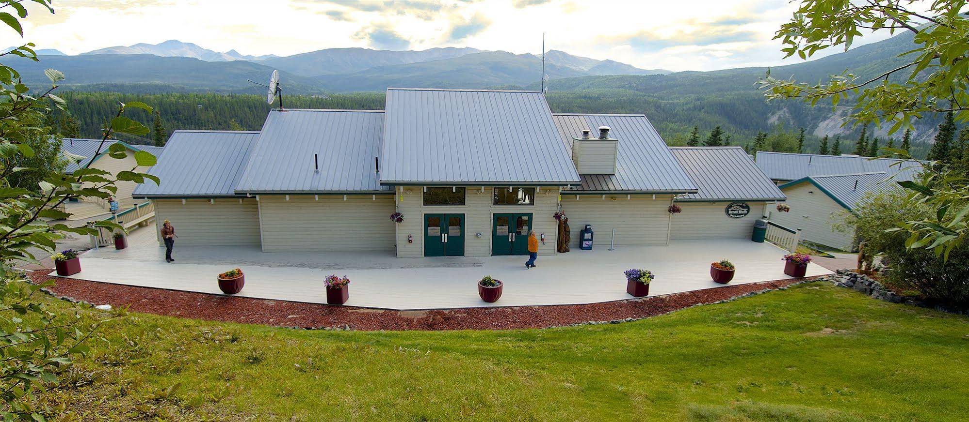 Denali Bluffs Hotel