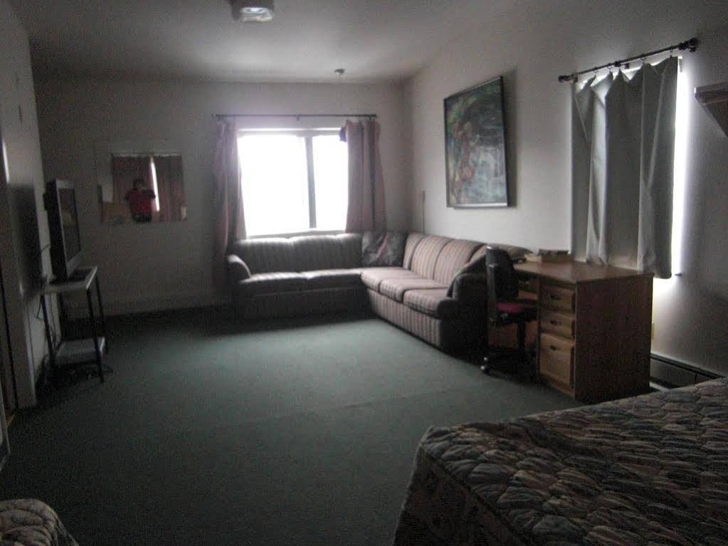 Borealis Inn
