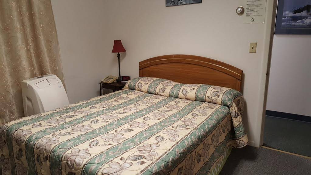 Borealis Inn