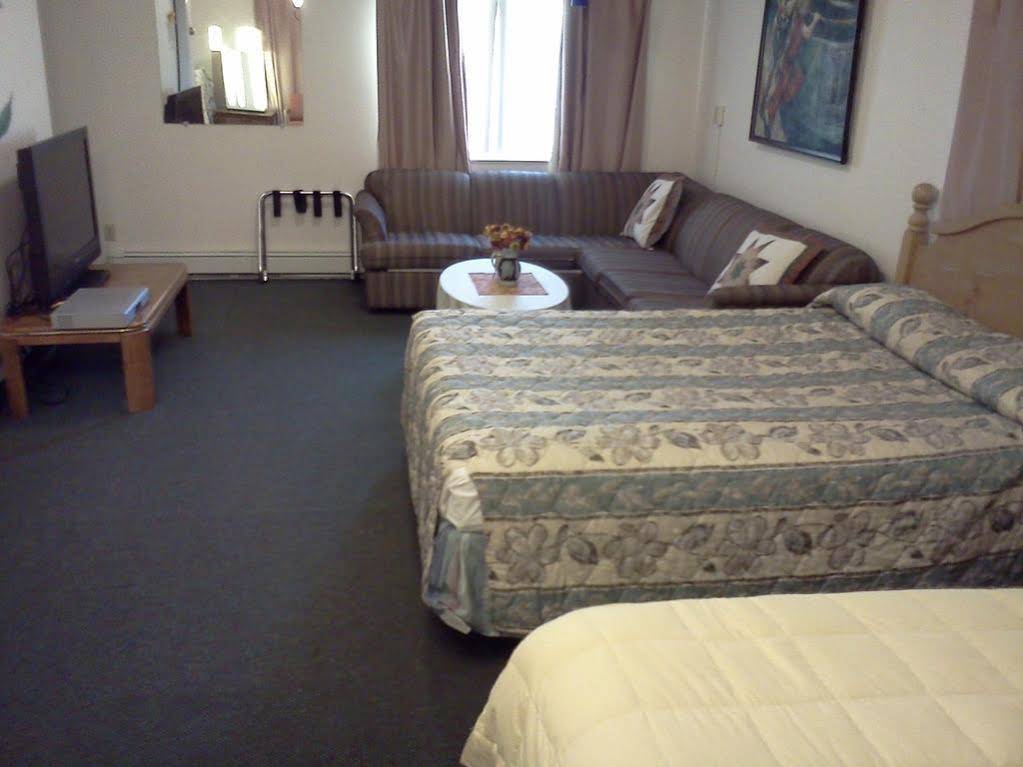 Borealis Inn