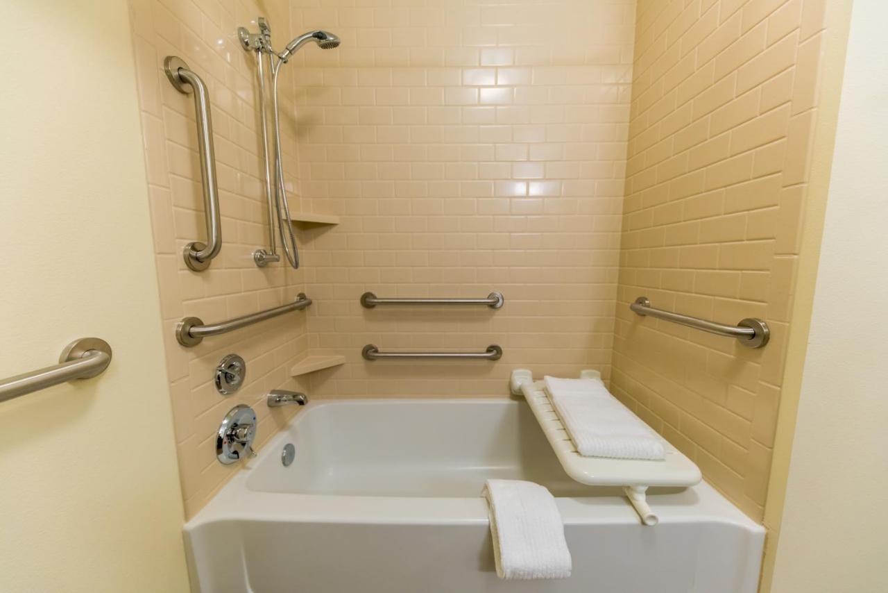 Candlewood Suites Fairbanks