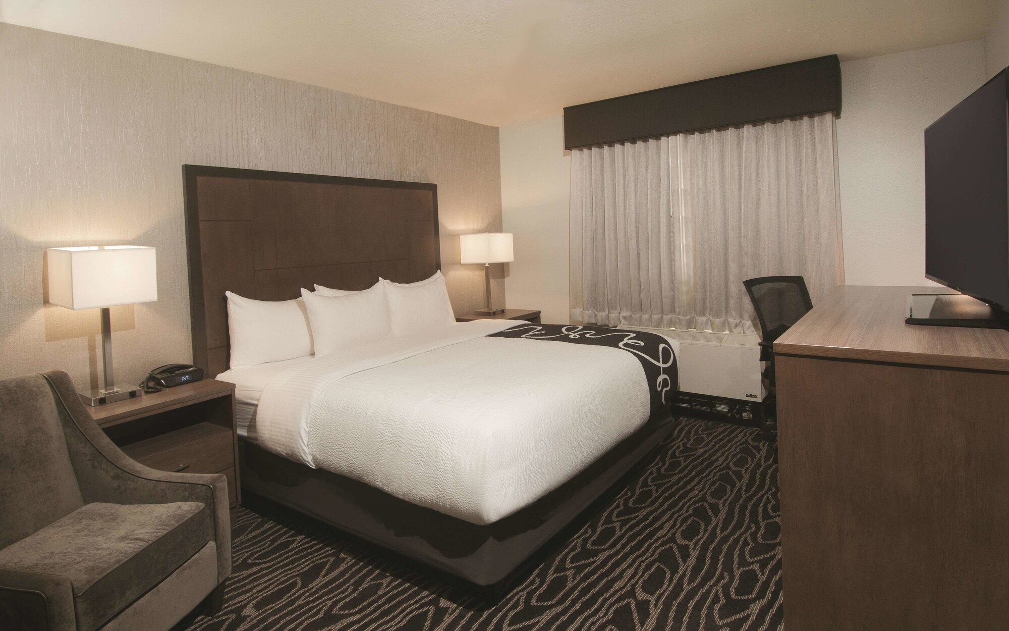 La Quinta Inn & Suites by Wyndham Fairbanks Airport