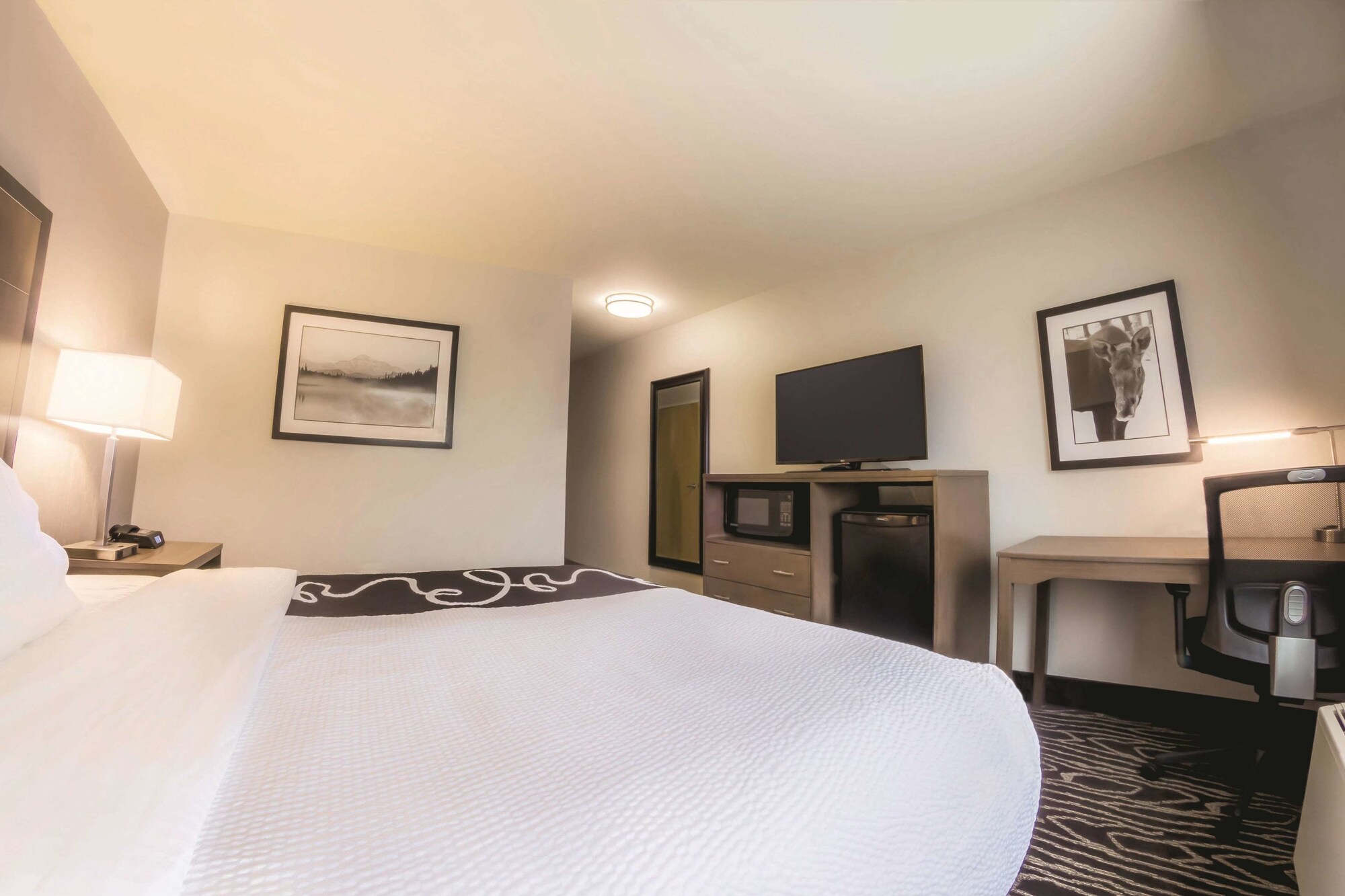 La Quinta Inn & Suites by Wyndham Fairbanks Airport