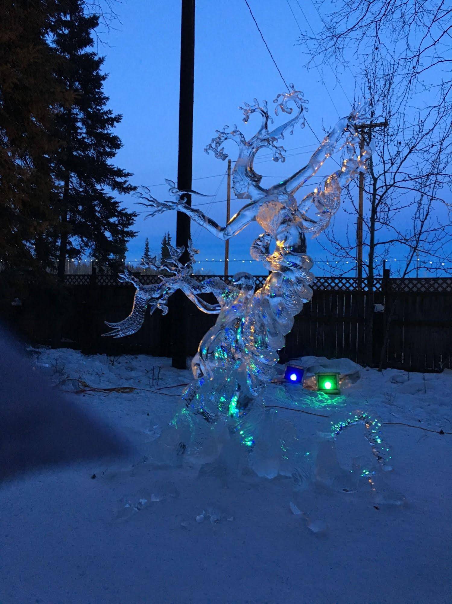 Fairbanks Moose Manor Bed And Breakfast