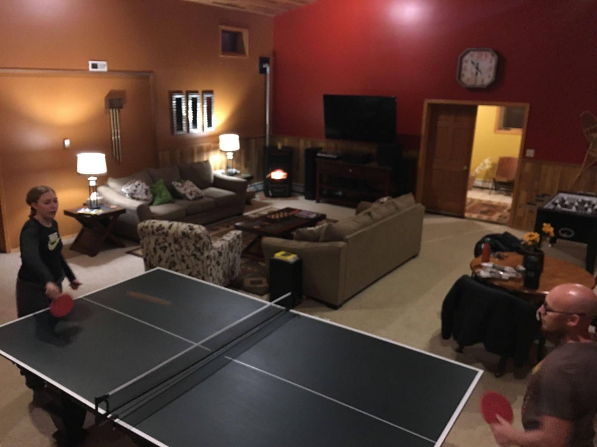 Fairbanks Moose Manor Bed And Breakfast