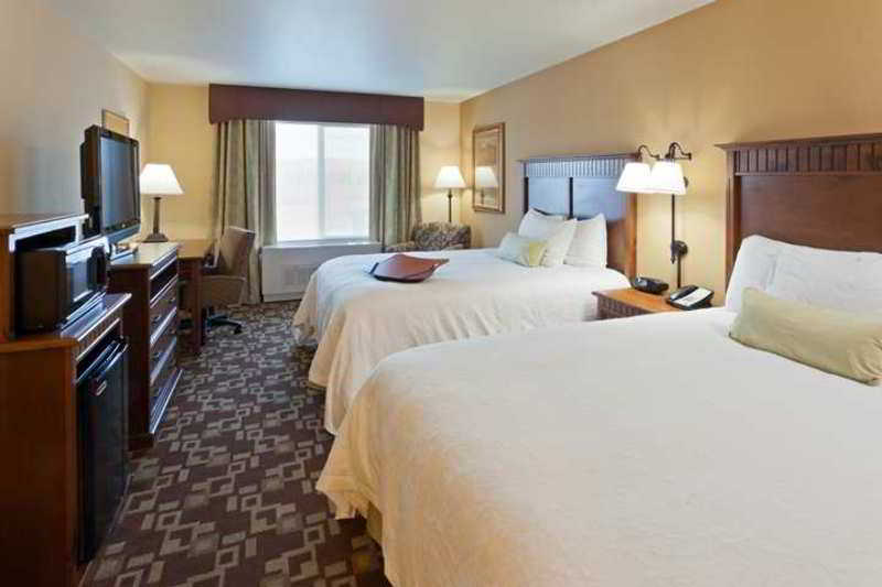 Hampton Inn & Suites Fairbanks