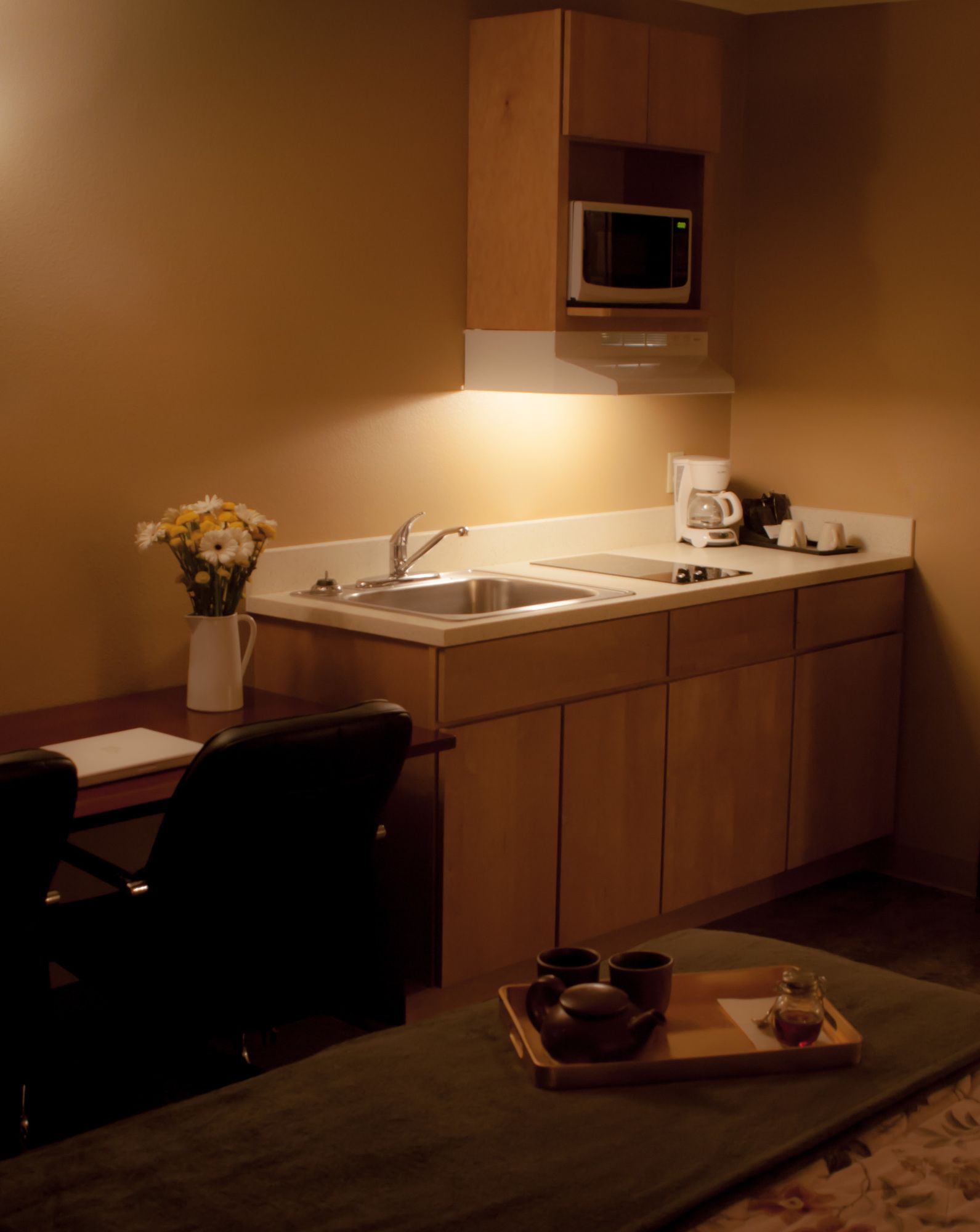 Clarion Hotel & Suites