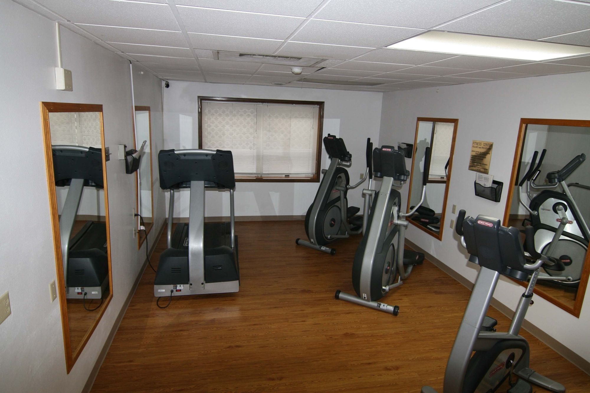 Clarion Hotel & Suites