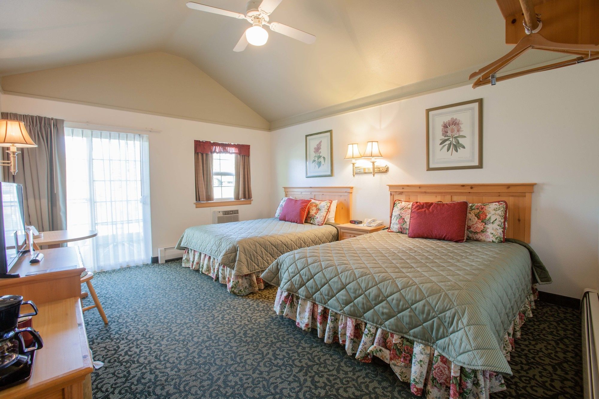 Rivers Edge Resort