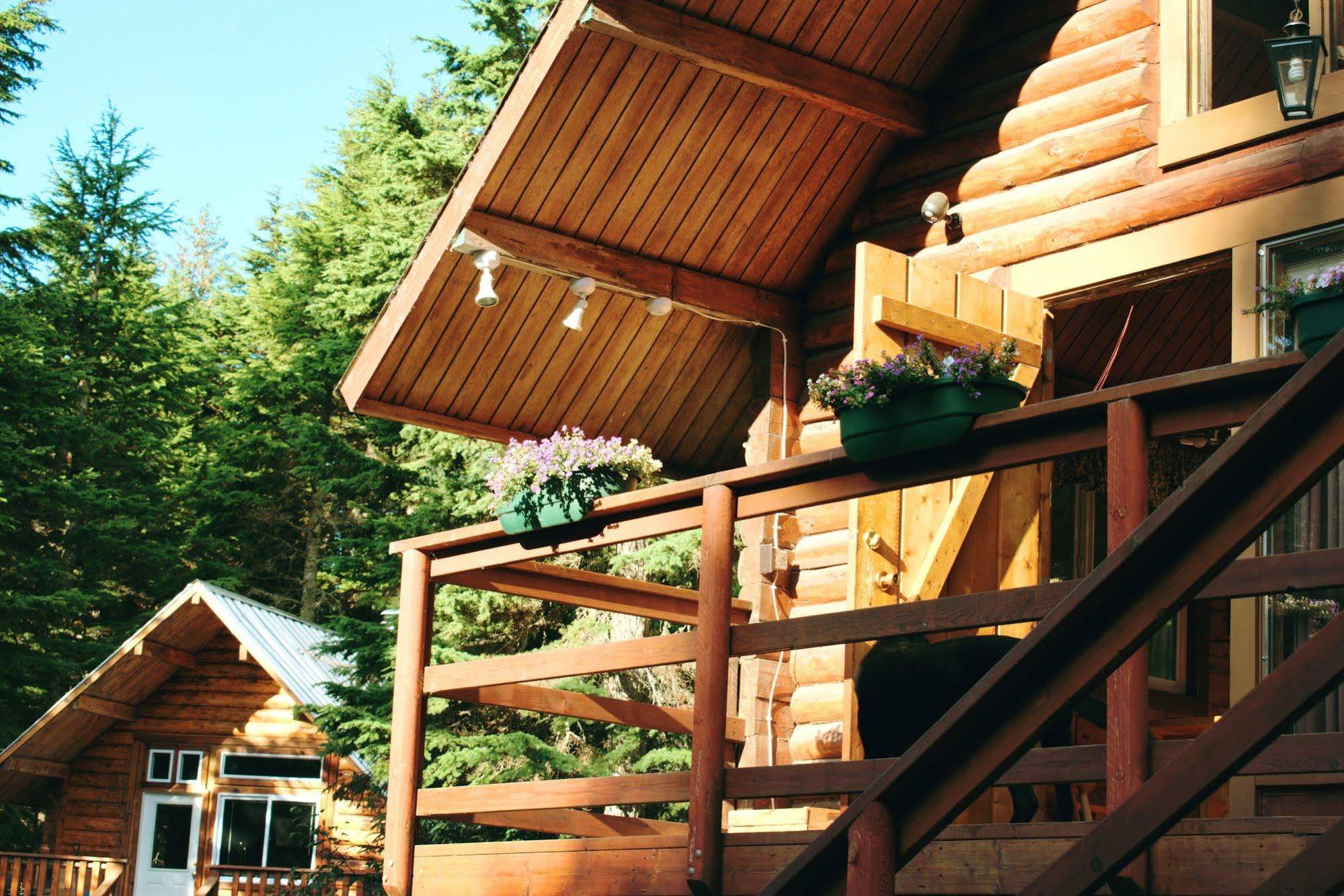 Alyeska Hideaway
