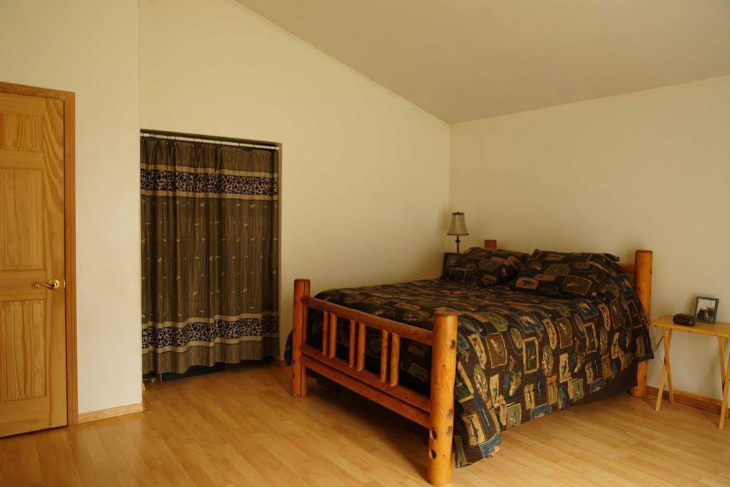 Wild Alaska Inn
