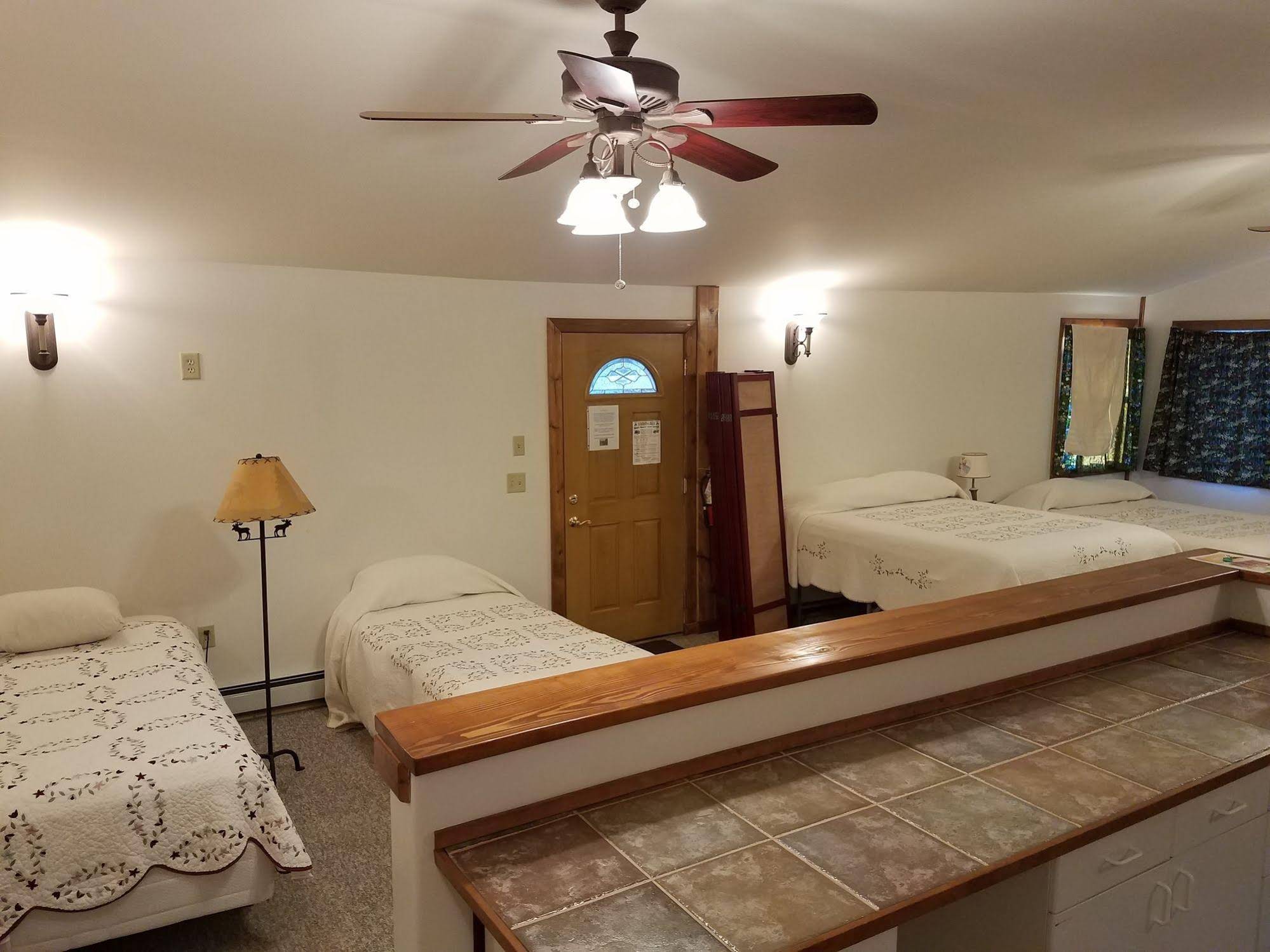 Denali Touch of Wilderness Bed and Breakfast Inn