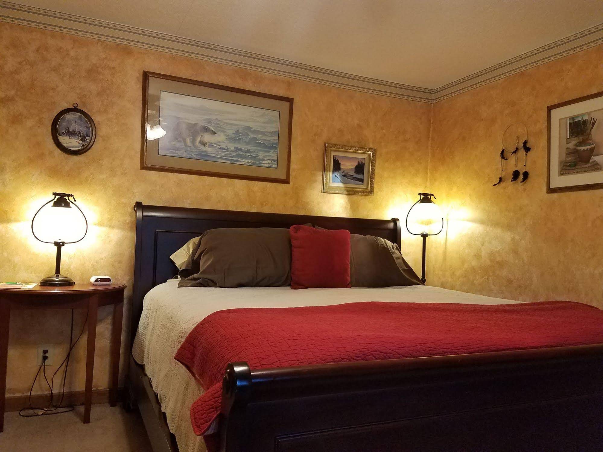 Denali Touch of Wilderness Bed and Breakfast Inn