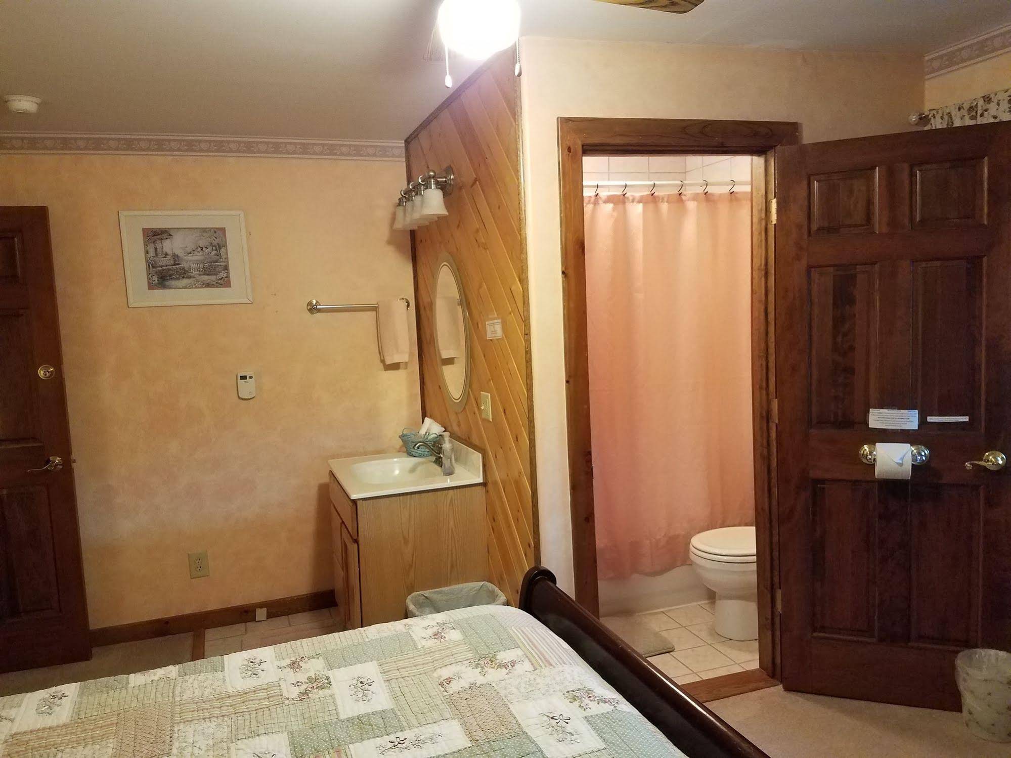 Denali Touch of Wilderness Bed and Breakfast Inn