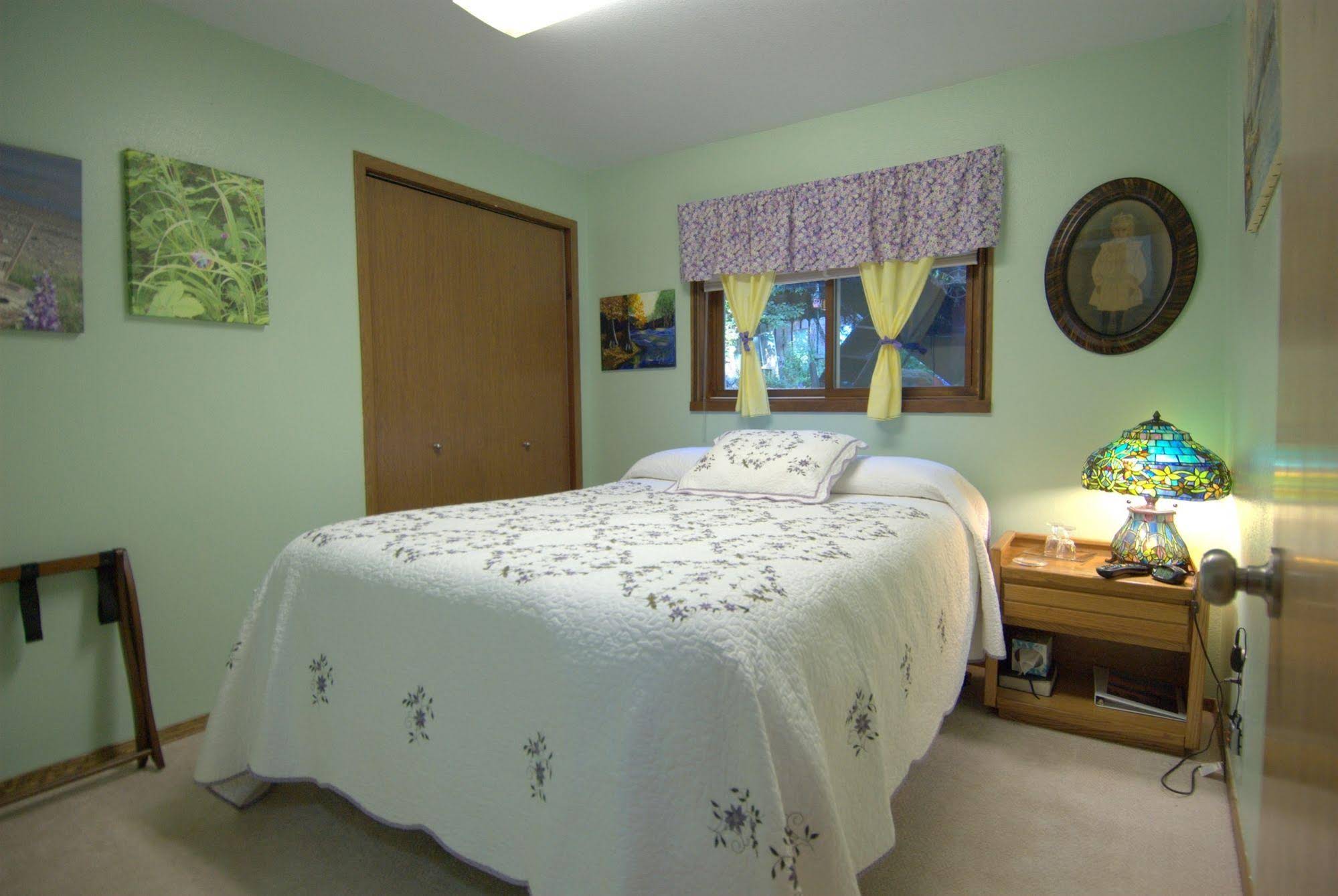 Fisherman's Tales Bed and Breakfast