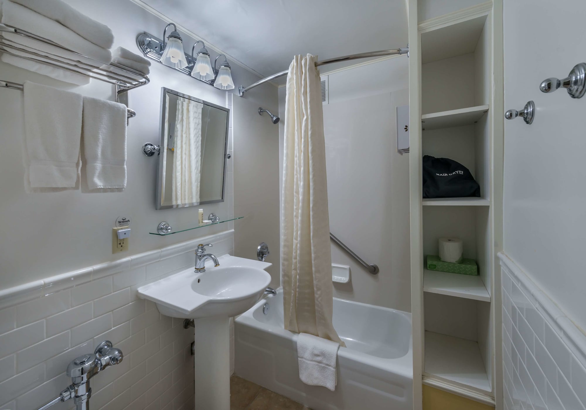 Baranof Downtown, BW Signature Collection