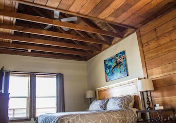 The Cannery Lodge
