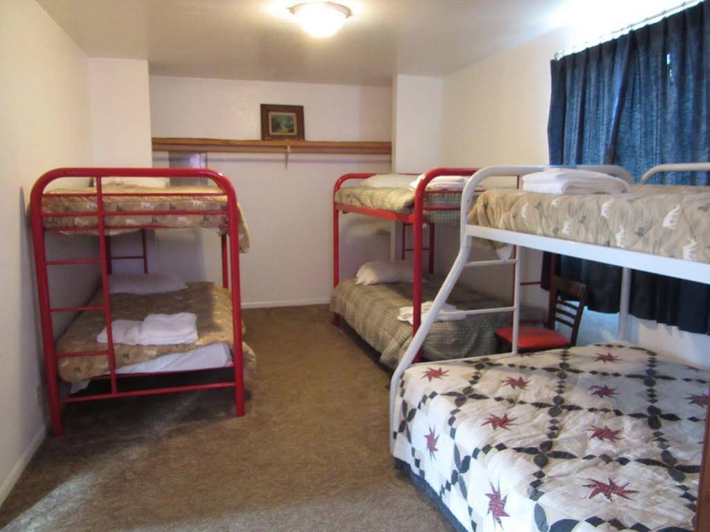 All Seasons Campground And Cabins